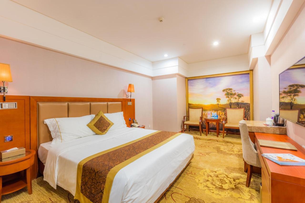 Zhuhai Guotai Hotel Bagian luar foto
