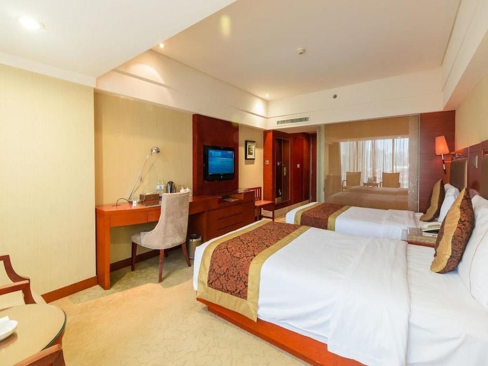 Zhuhai Guotai Hotel Bagian luar foto